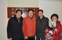 集團(tuán)領(lǐng)導(dǎo)春節(jié)前慰問離退休老同志
