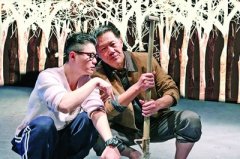 兩個(gè)版本《楓樹林》同臺(tái)競(jìng)演
